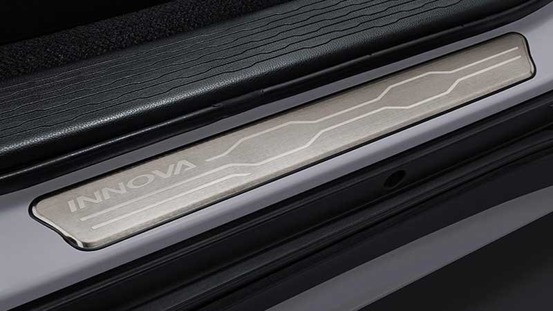 harga Innova Zenix di Jogja