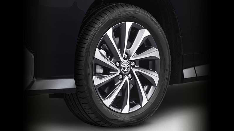 harga Toyota Voxy di Jogja